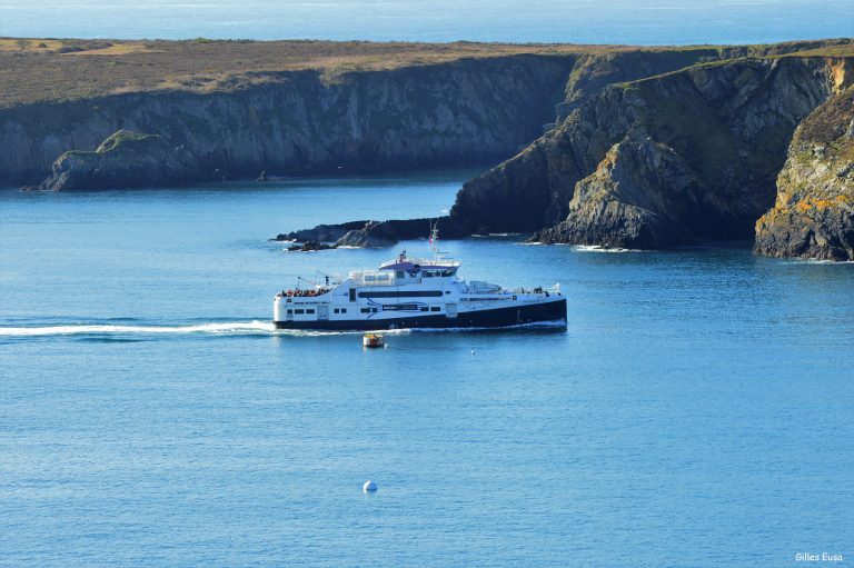 photo DÉPART VERS L’ÎLE MAGIQUE D’OUESSANT