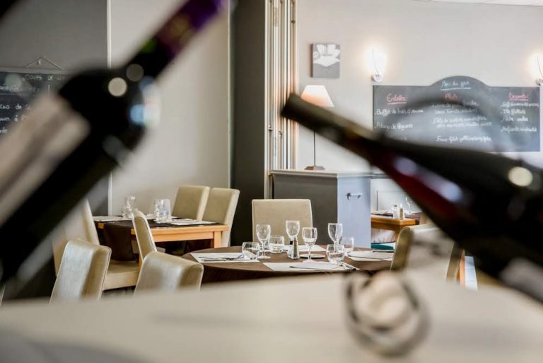 Les activités dans le Finistère : RESTAURANT AU RELAIS DU VERN