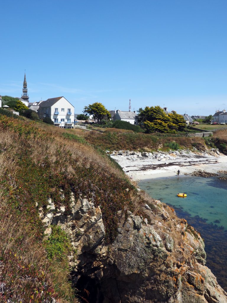 photo DÉPART VERS L’ÎLE MAGIQUE D’OUESSANT