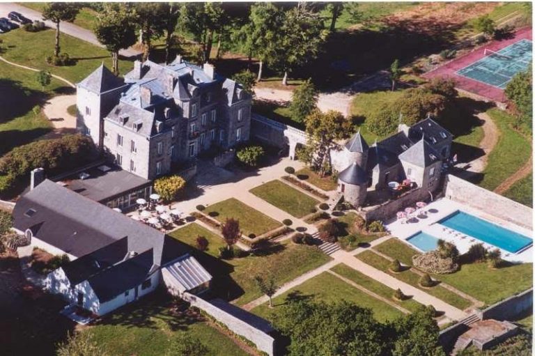 Les activités dans le Finistère : RESTAURANT DU MANOIR DE KERHUEL