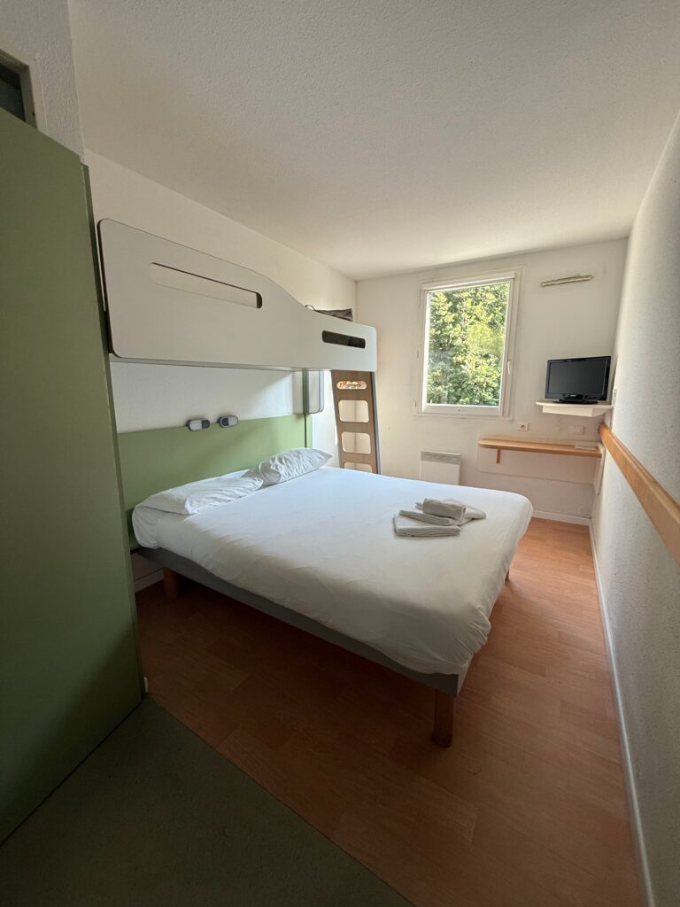 Les hébergements dans le Finistère - HOTEL IBIS BUDGET **